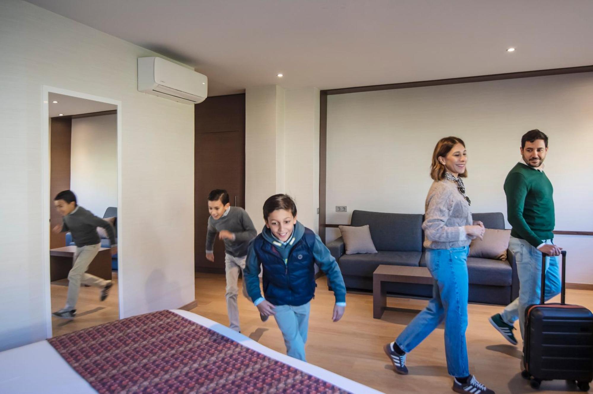 Hotel Granada By Pierre & Vacances — Fotos 1
